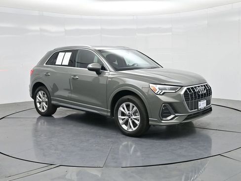 Used 2025 Audi Q3 2.0T Premium AWD/4WD image 4