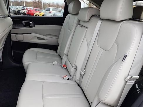 New 2026 Kia Sorento S image 15