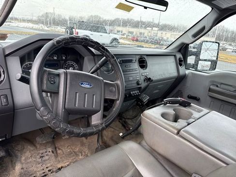 Used 2012 Ford F250 XL w/ Skid Plate Pkg image 18