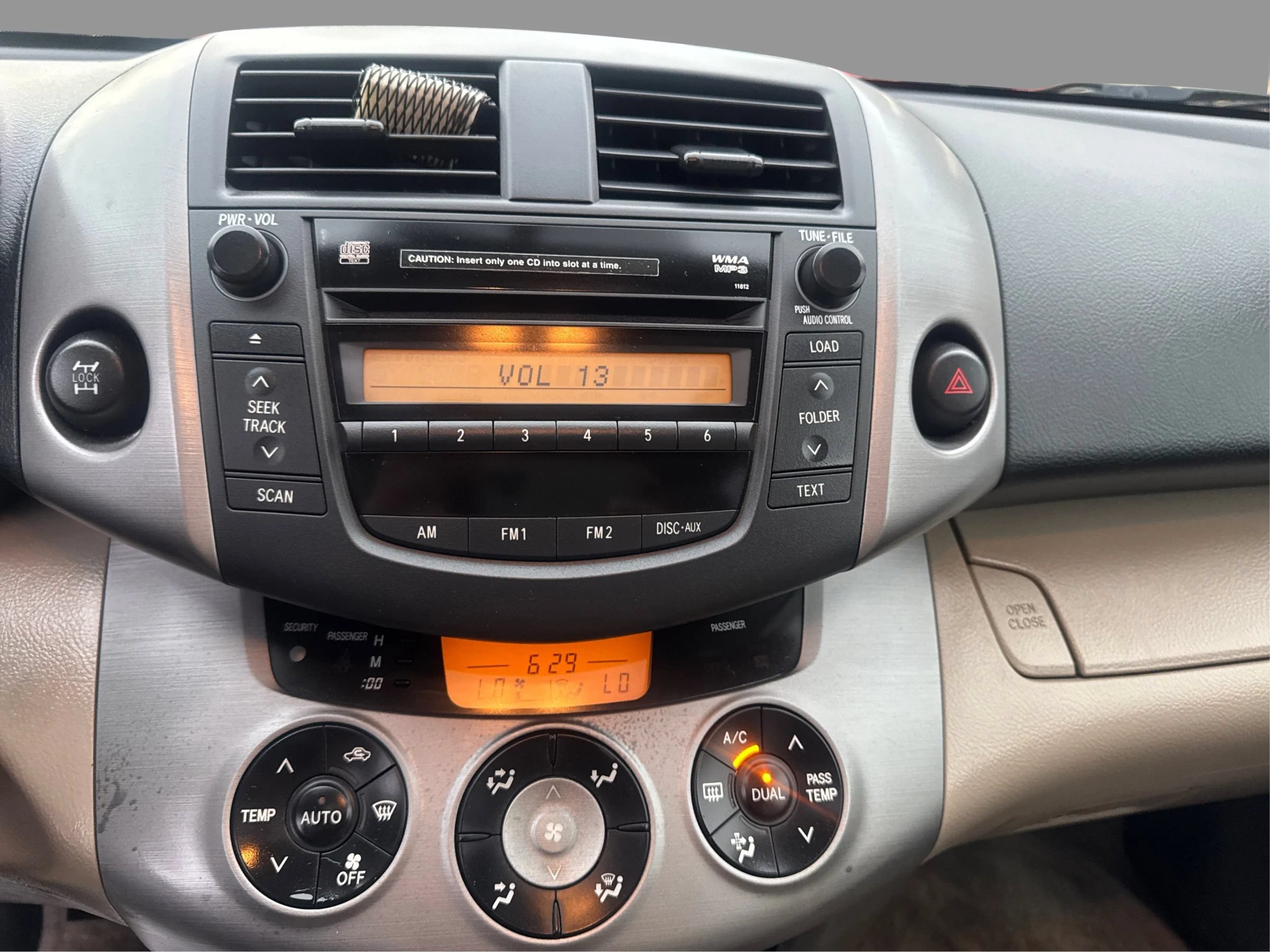 Used 2007 Toyota RAV4 Limited AWD/4WD image 16