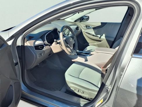 Used 2023 Chevrolet Malibu LT w/ Driver Confidence Package FWD image 18