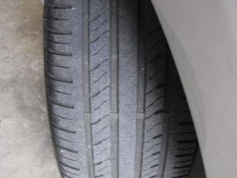 Used 2014 Toyota Corolla LE image 18