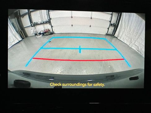 Used 2025 Toyota Corolla SE image 35