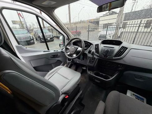 Used 2019 Ford Transit 350 XL image 33