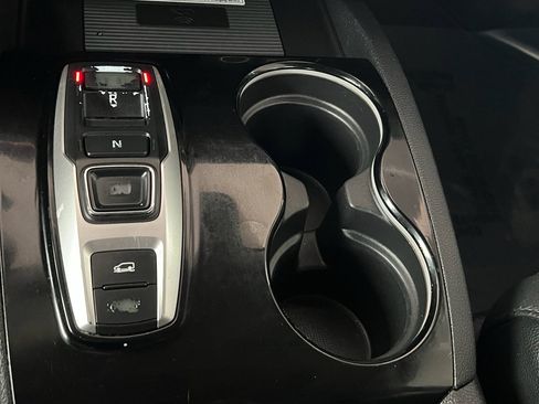 Used 2019 Honda Pilot Elite image 27