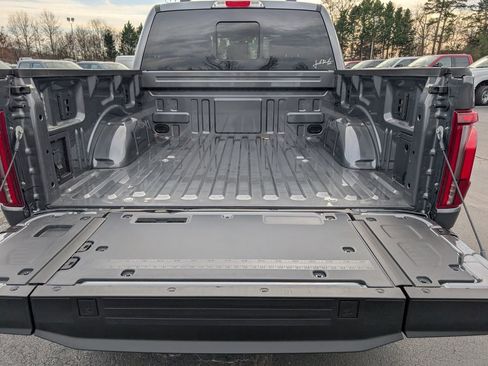 New 2025 Ford F150 Lariat w/ Equipment Group 502A High image 28