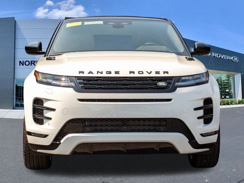 New 2024 Land Rover Range Rover Evoque Dynamic SE image 2