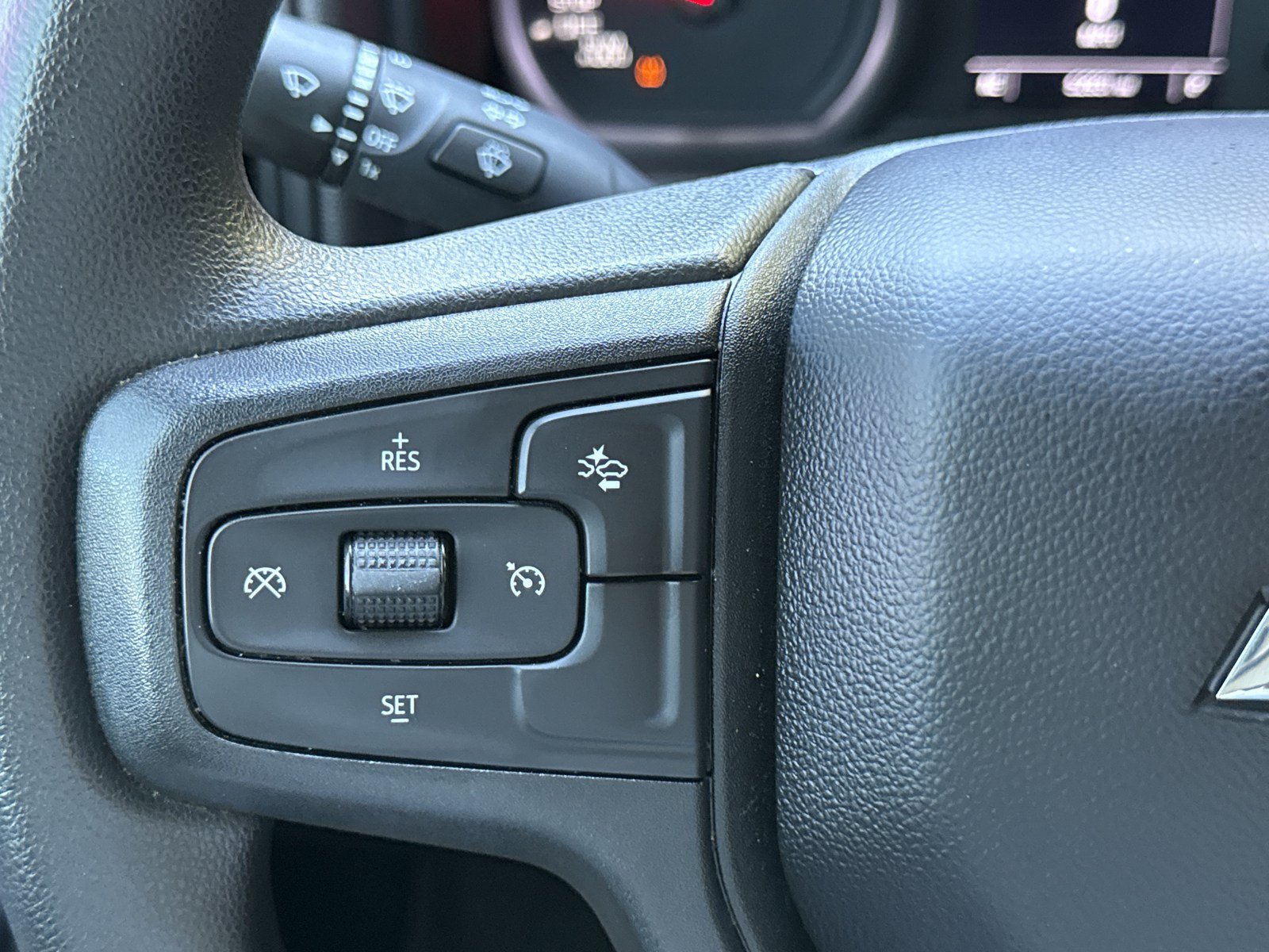 Used 2024 Chevrolet Silverado 1500 Custom w/ Turbomax Blackout Package RWD image 19