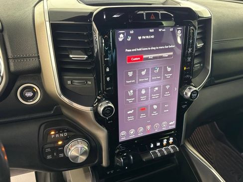 Used 2019 RAM 1500 Laramie AWD/4WD image 24