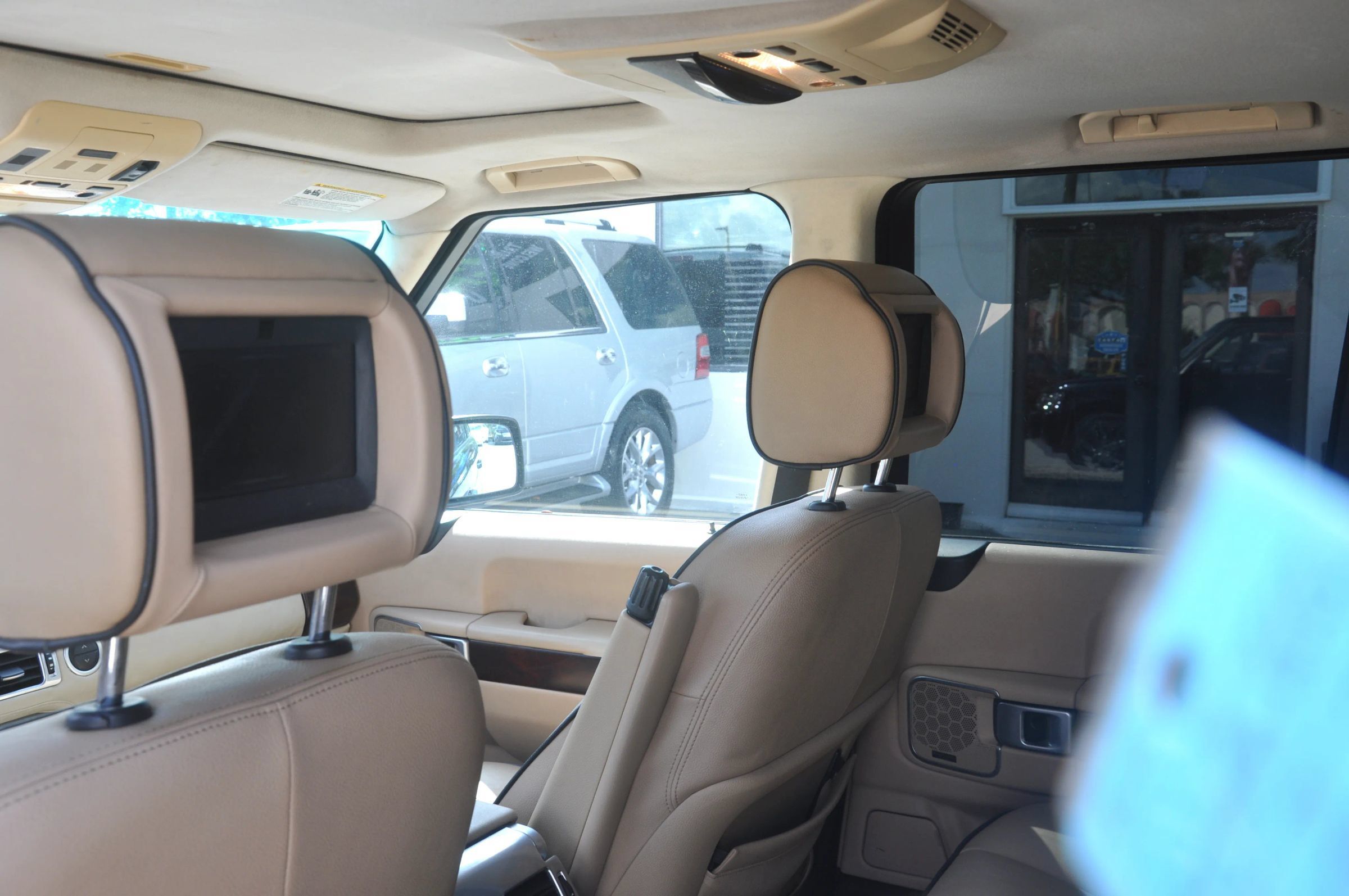 Used 2008 Land Rover Range Rover HSE AWD/4WD image 16