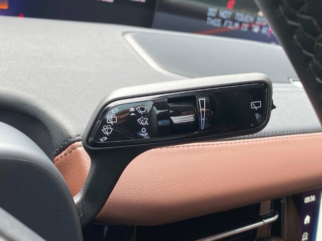 New 2027 Lincoln Navigator Reserve AWD/4WD image 19