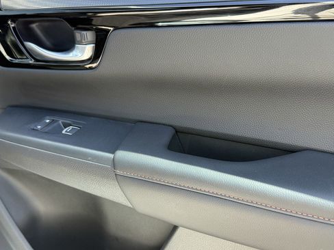Used 2025 Honda CR-V Sport Touring image 27