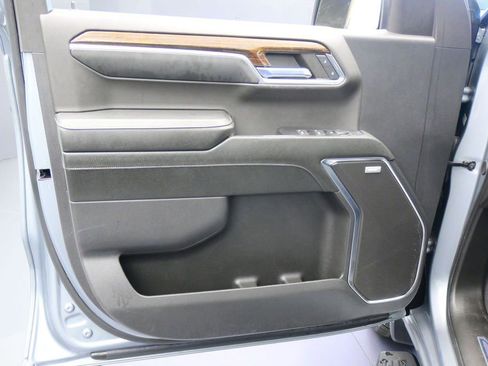 Used 2024 GMC Sierra 1500 Elevation w/ Elevation Premium Package RWD image 30