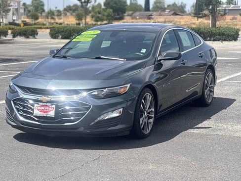Used 2021 Chevrolet Malibu LT FWD image 3