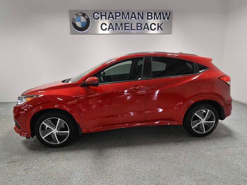 Used 2019 Honda HR-V Touring image 3