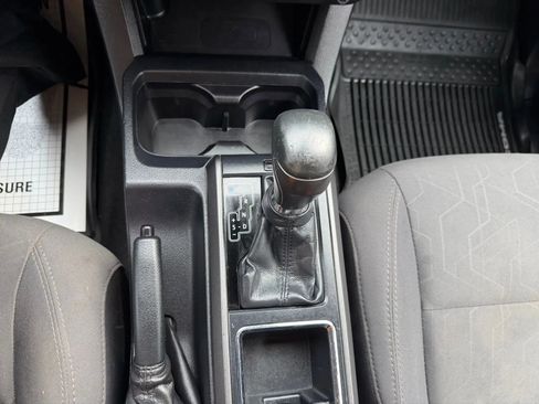 Used 2019 Toyota Tacoma TRD Off-Road image 28