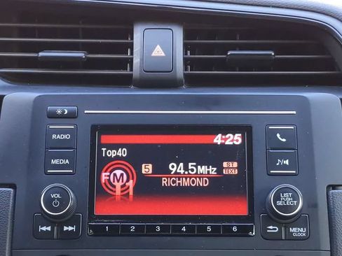 Used 2018 Honda Civic Sport image 18