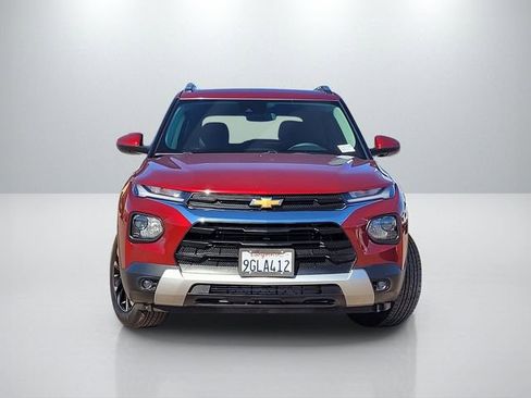 Used 2023 Chevrolet TrailBlazer LT image 2