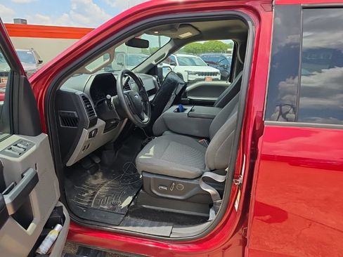 Used 2018 Ford F150 XLT w/ Equipment Group 302A Luxury RWD image 53