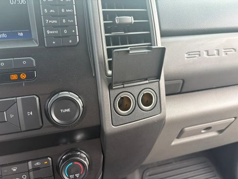 Used 2019 Ford F250 XL w/ Power Equipment Group RWD image 44