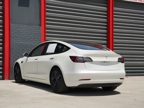 Used 2023 Tesla Model 3 Standard Range RWD image 12