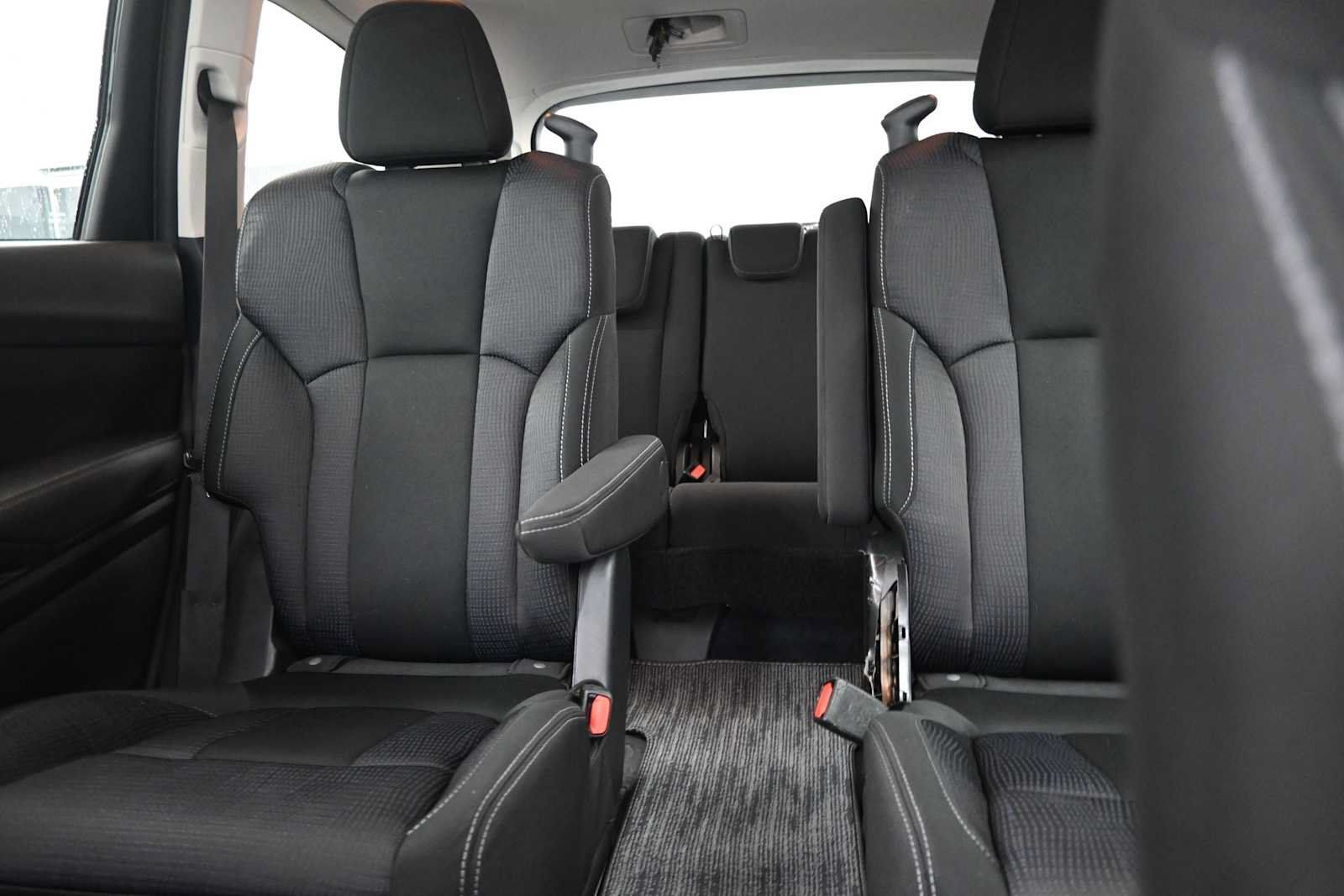 Used 2021 Subaru Ascent Premium w/ Convenience Package AWD/4WD image 18
