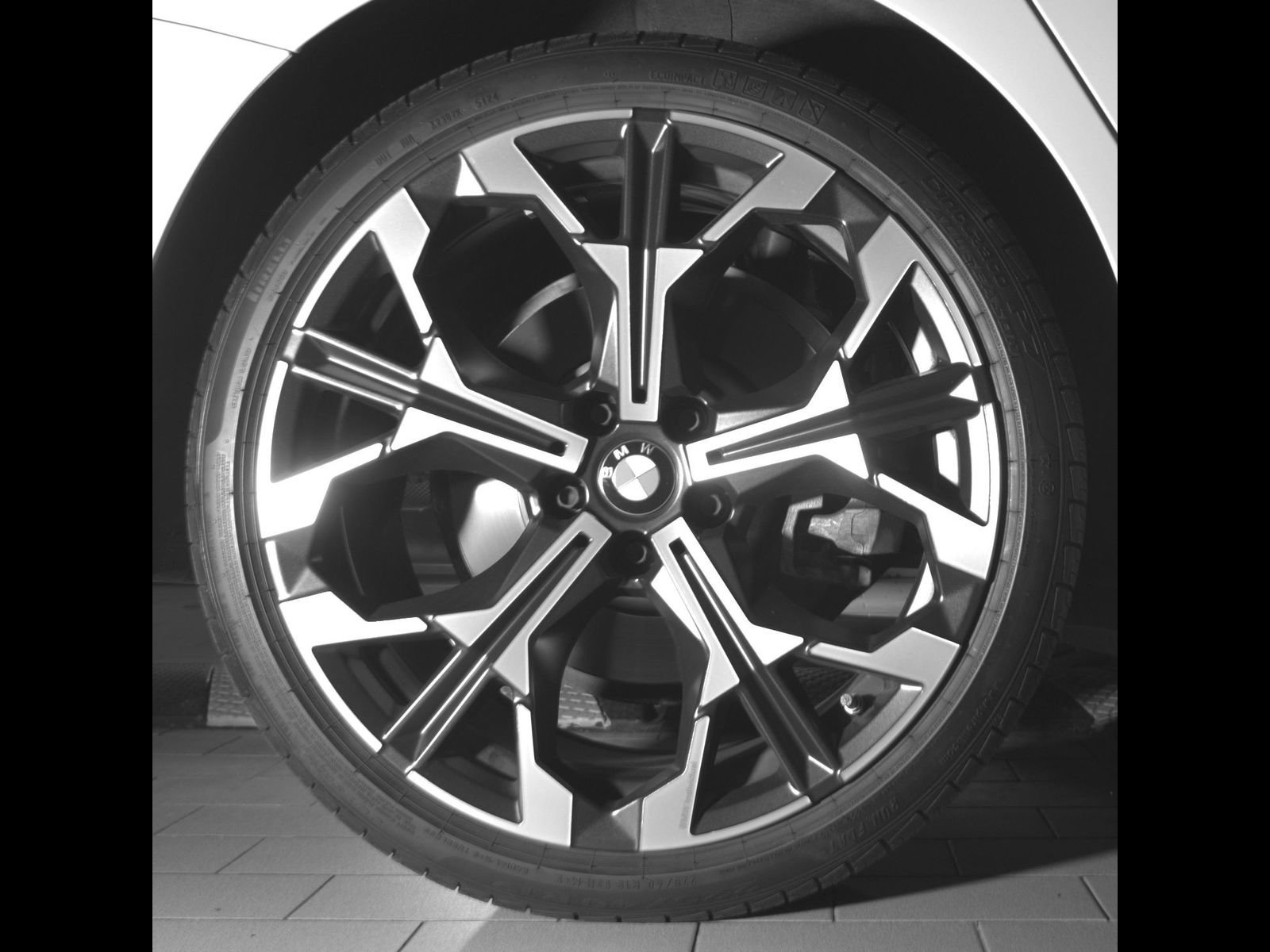 Certified 2025 BMW 330i Sedan RWD image 24