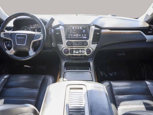 Used 2020 GMC Yukon XL Denali image 19