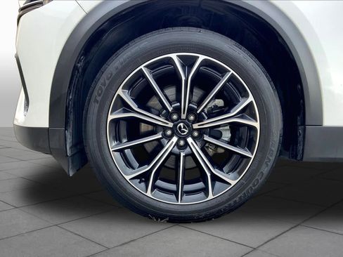 Certified 2025 MAZDA CX-70 Plug-In Hybrid w/ Premium Pkg AWD/4WD image 11