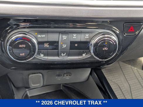 New 2026 Chevrolet Trax ACTIV w/ Sunroof Package FWD image 22