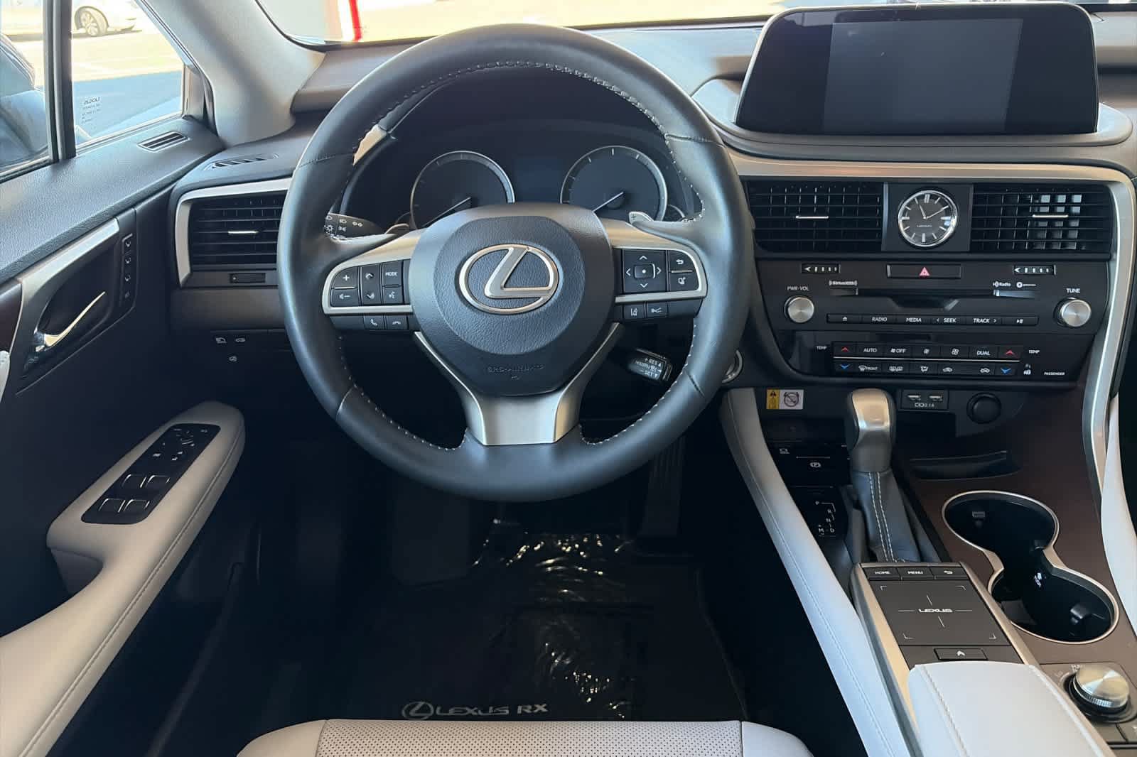 Used 2022 Lexus RX 350 FWD w/ Premium Package image 3