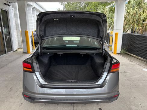 Used 2025 Nissan Altima 2.5 SV FWD image 31