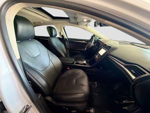 Used 2019 Ford Fusion Titanium AWD/4WD image 31