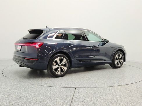 Used 2024 Audi Q8 e-tron Premium AWD/4WD image 5
