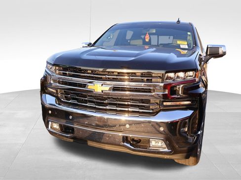 Used 2019 Chevrolet Silverado 1500 LTZ AWD/4WD image 2
