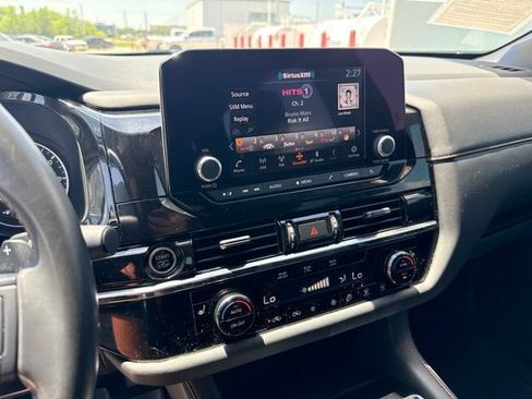 Used 2024 Nissan Pathfinder Rock Creek AWD/4WD image 18