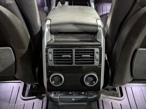 Used 2020 Land Rover Range Rover Sport HSE image 29