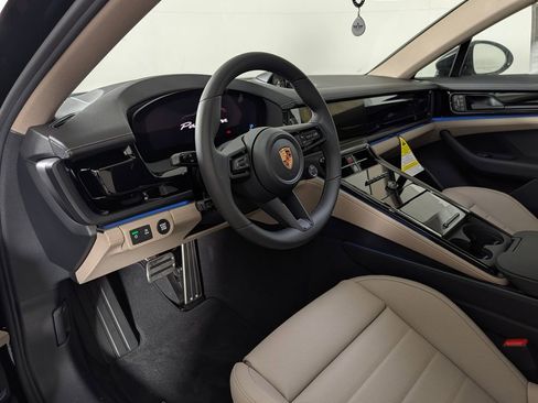 New 2026 Porsche Panamera image 4