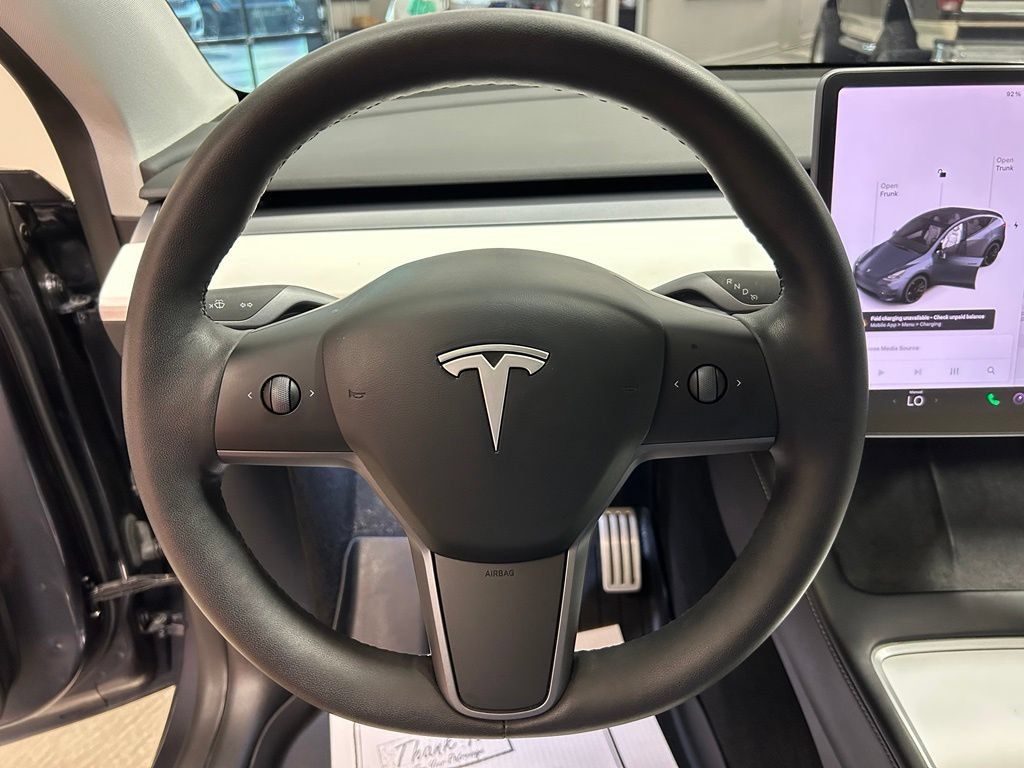 Used 2021 Tesla Model Y Performance AWD/4WD image 10
