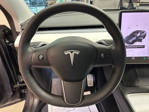 Used 2021 Tesla Model Y Performance AWD/4WD image 10