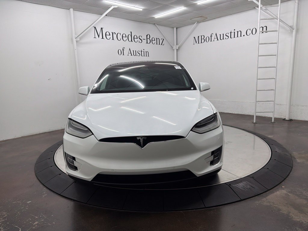 Used 2020 Tesla Model X Long Range AWD/4WD image 2