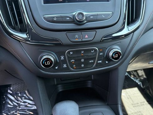 Used 2024 Chevrolet Equinox RS FWD image 21