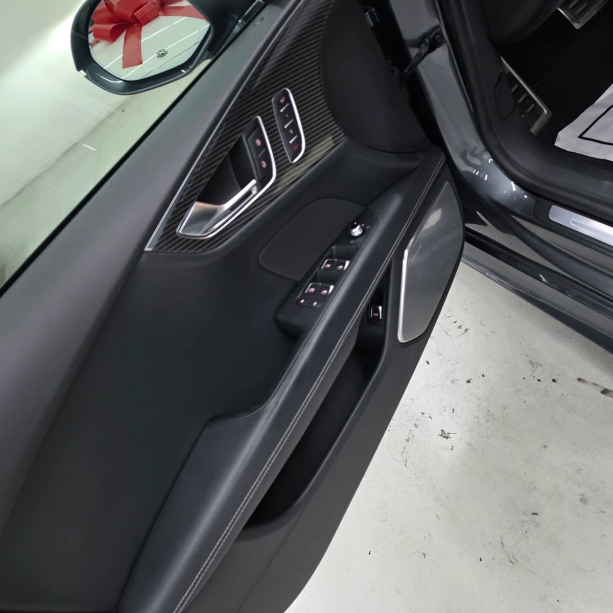 Used 2016 Audi RS 7 Prestige w/ Carbon-Optic Package AWD/4WD image 17