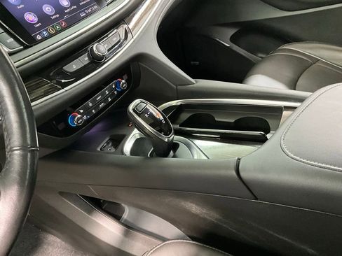 Used 2021 Buick Enclave Avenir w/ Avenir Technology Package image 19