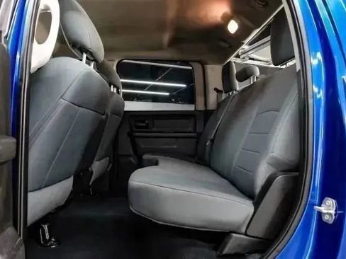 Used 2019 RAM 1500 Express w/ Express Value Package AWD/4WD image 41