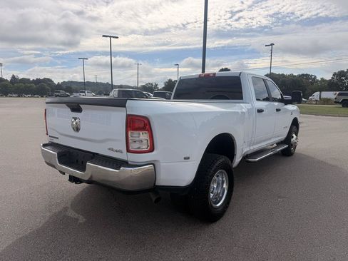 Used 2023 RAM 3500 Big Horn w/ Level 1 Equipment Group AWD/4WD image 3