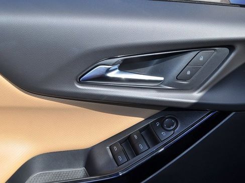 New 2026 Chevrolet Equinox ACTIV w/ LPO, Floor Liner Package image 10