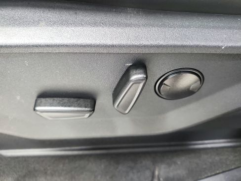 Used 2025 Ford Expedition Active AWD/4WD image 21