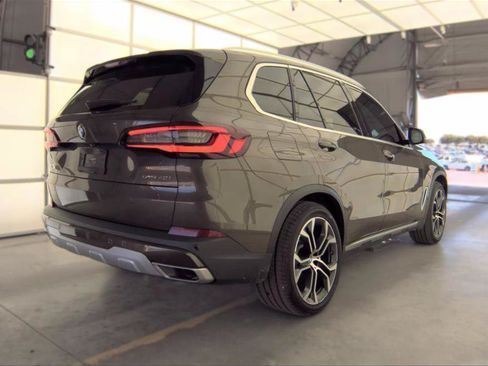 Used 2021 BMW X5 sDrive40i w/ Convenience Package RWD image 9