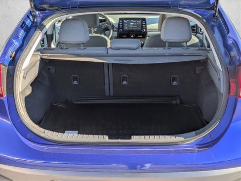 Used 2020 Hyundai Ioniq SE image 6